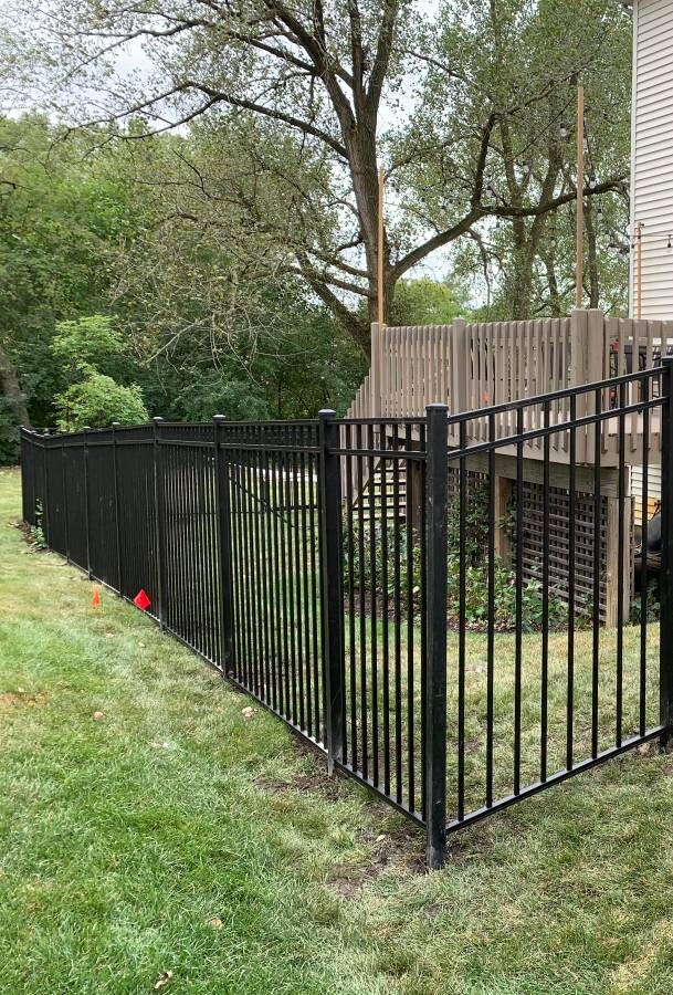 Fence Company Streamwood IL 60107